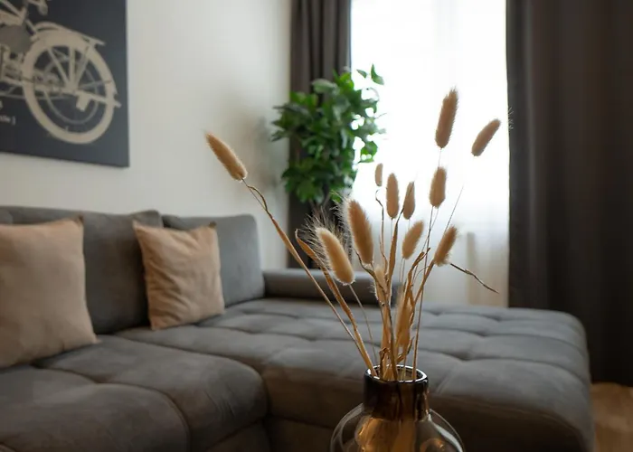 Charming Apartment With Balcony, Close To Stephansdom Cathedral