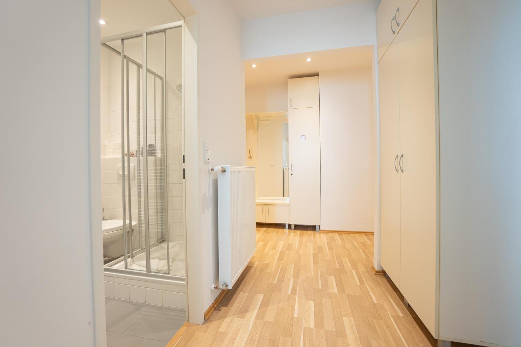 Charming With Balcony, Close To Stephansdom Cathedral Apartment